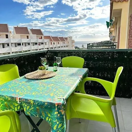 Apartamento Tropical Lounge, Cristianos, Pool & Sea, Wifi