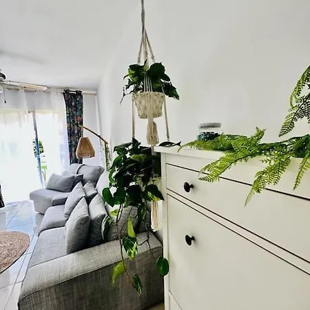 Tropical Lounge, Cristianos, Pool & Sea, Wifi Apartamento *