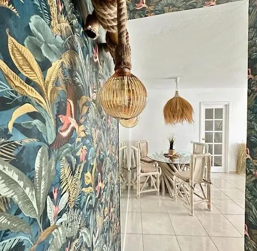 Tropical Lounge, Cristianos, Pool & Sea, Wifi Appartement *