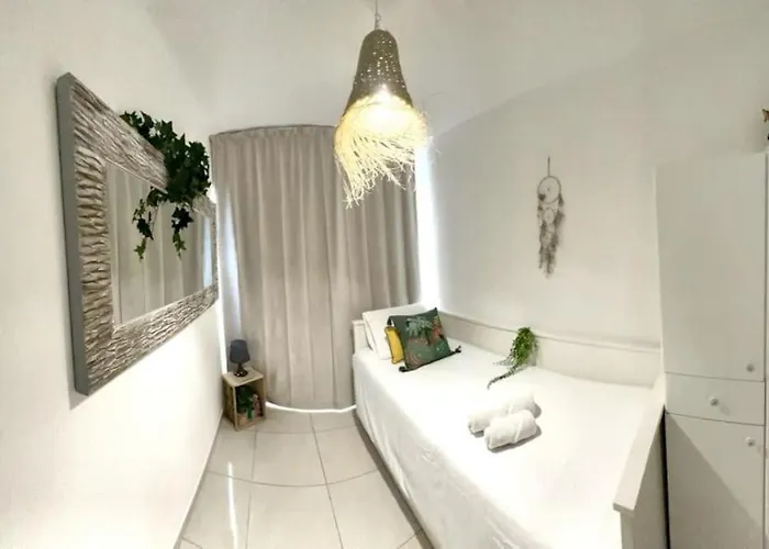 Tropical Lounge, Cristianos, Pool & Sea, Wifi Appartement