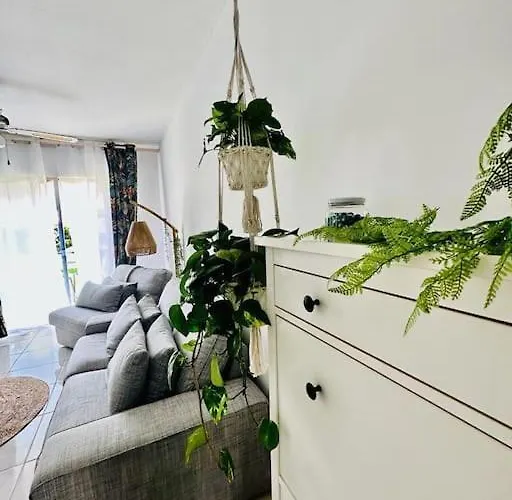 Tropical Lounge, Cristianos, Pool & Sea, Wifi Appartement *